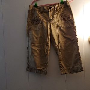 Maurices Khaki Capris